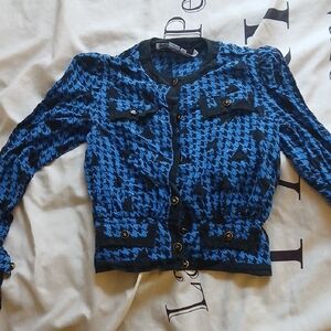 Elegant Women's Houndstooth Blouse in Blue and Black